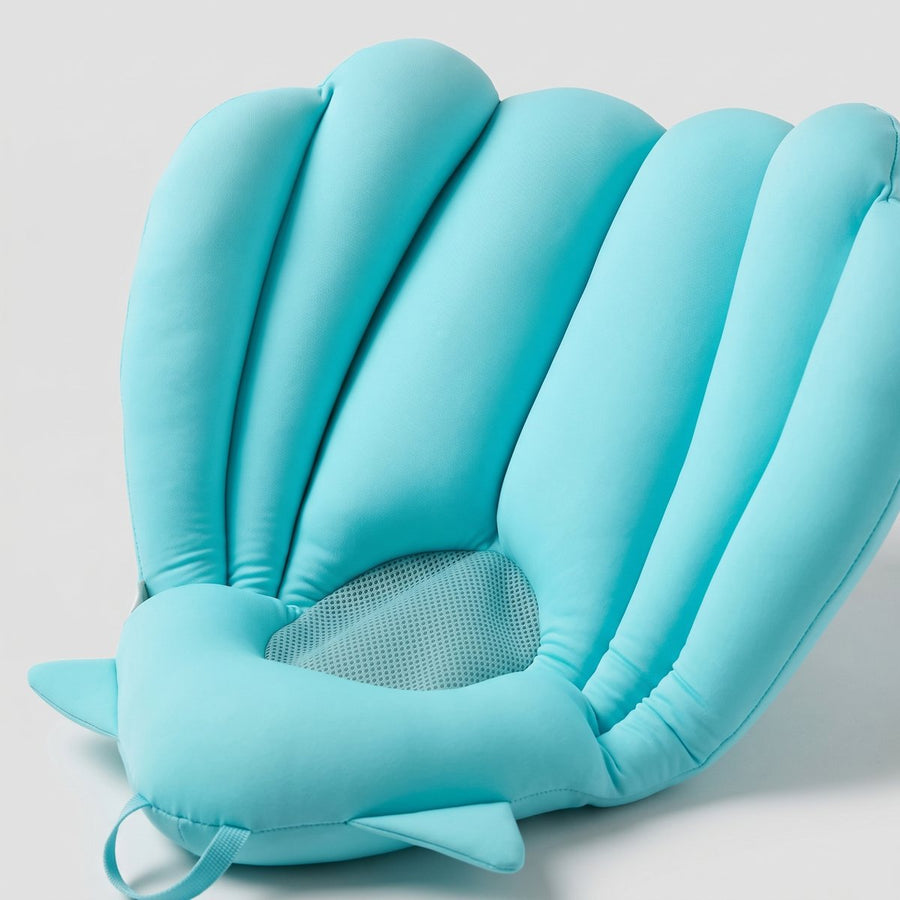 Close-up of the soft padded ribs